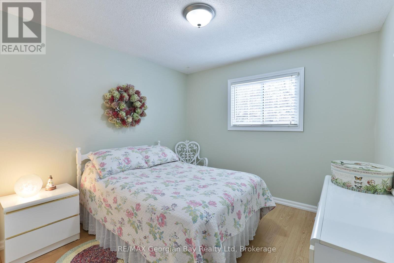 Photo 25 of 32 Bonaventure Place, Penetanguishene ON