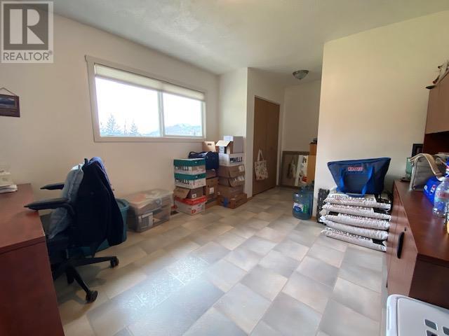371 DEEJAY Road, Barriere