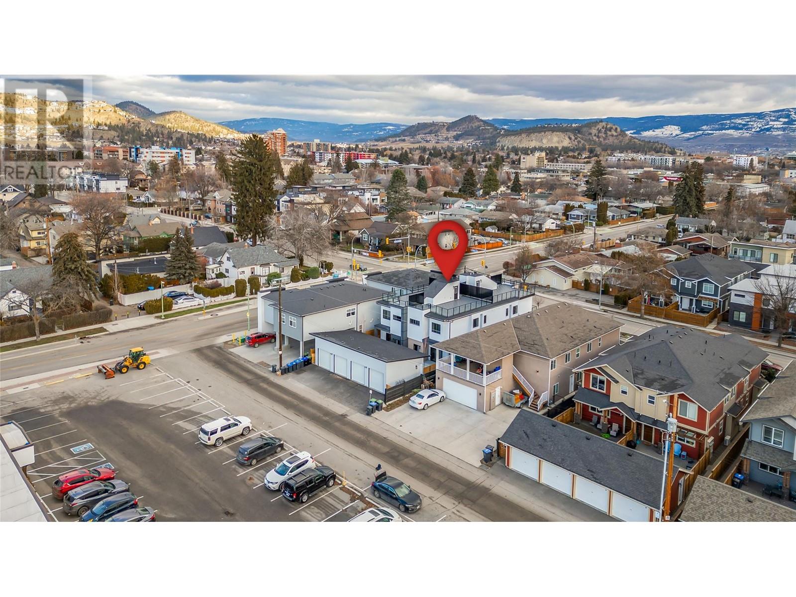 Photo 5 of 1916 Ethel Street Unit 2, Kelowna BC