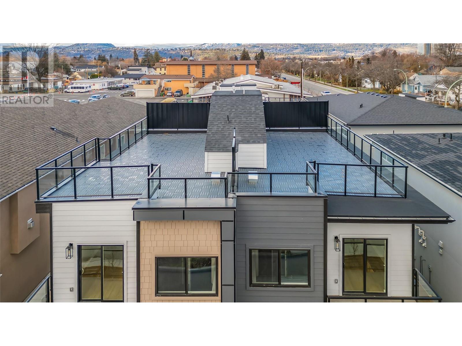 Photo 22 of 1916 Ethel Street Unit 2, Kelowna BC