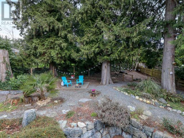 3498 MARINE AVE, Powell River