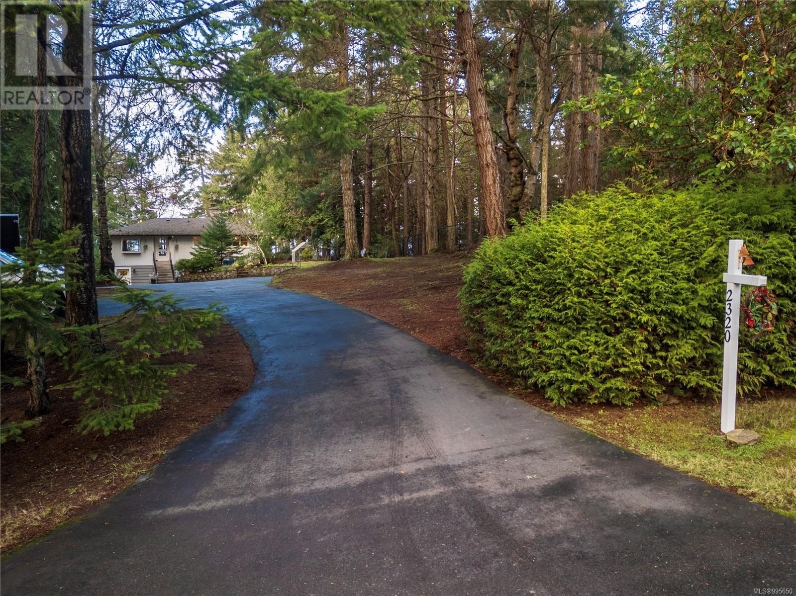2320 Dolphin Rd, North Saanich