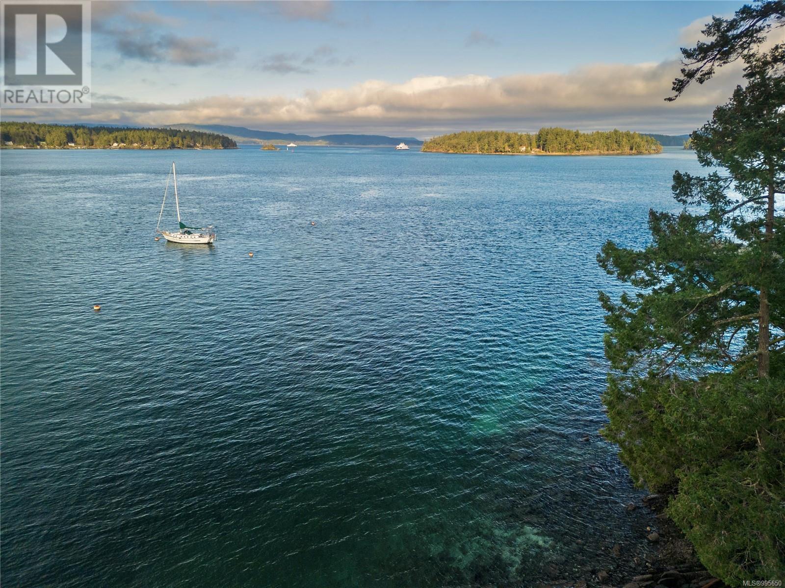 2320 Dolphin Rd, North Saanich