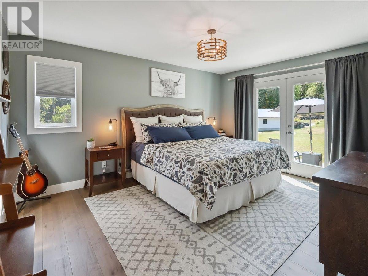 2526 SILVER KING Road, Nelson