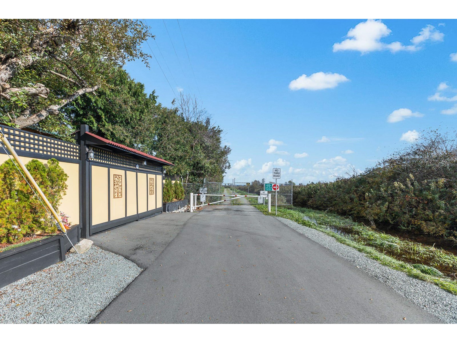 15729 48 AVENUE, Surrey