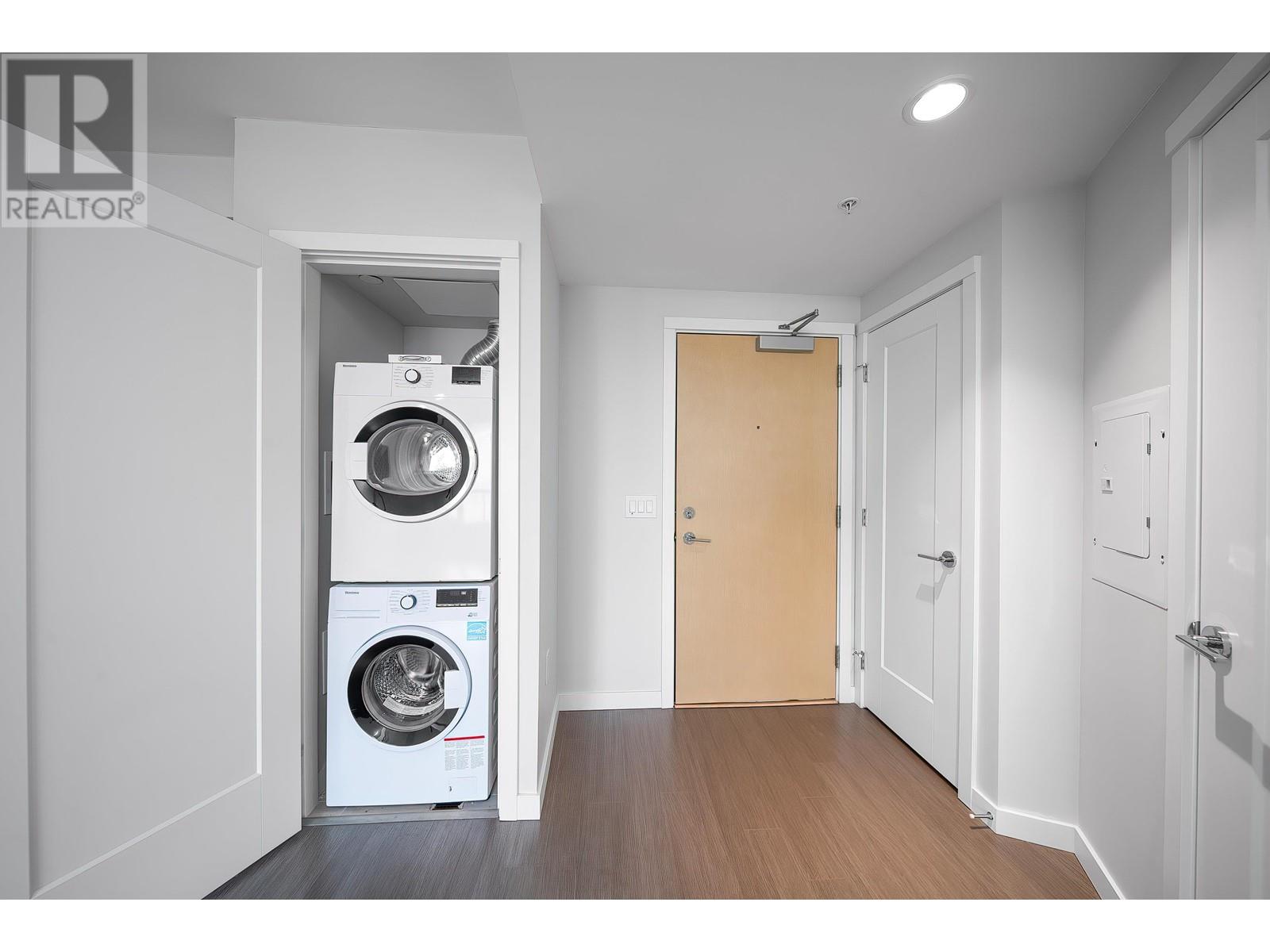 903 3699 SEXSMITH ROAD, Richmond real estate listing R2991169