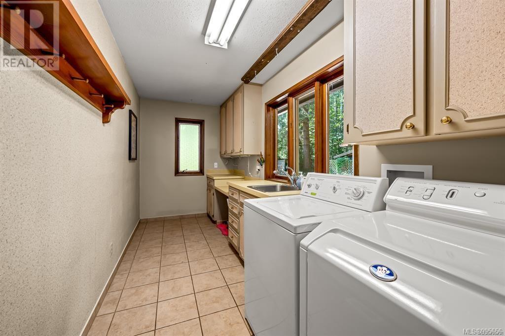 7789 Little Way, Fanny Bay