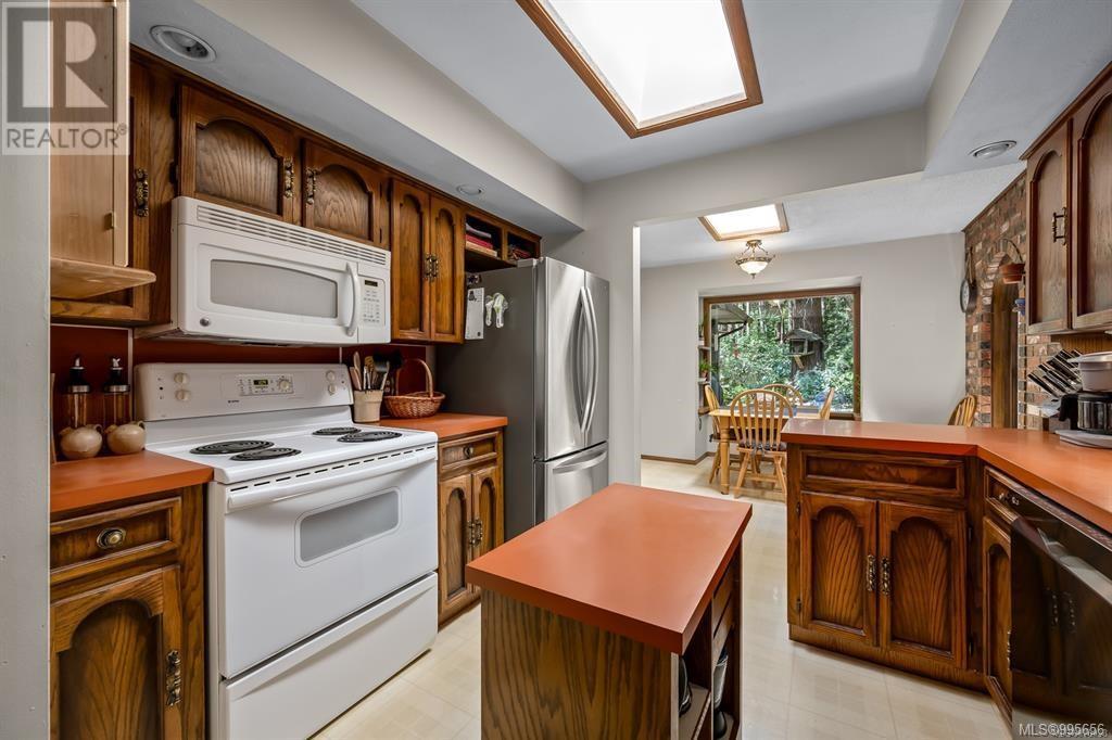 7789 Little Way, Fanny Bay