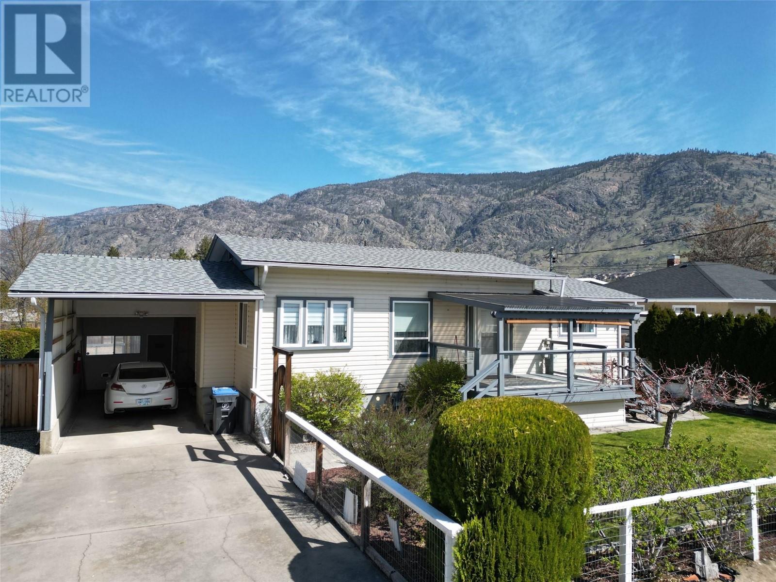 5702 Jackpine Lane, Osoyoos