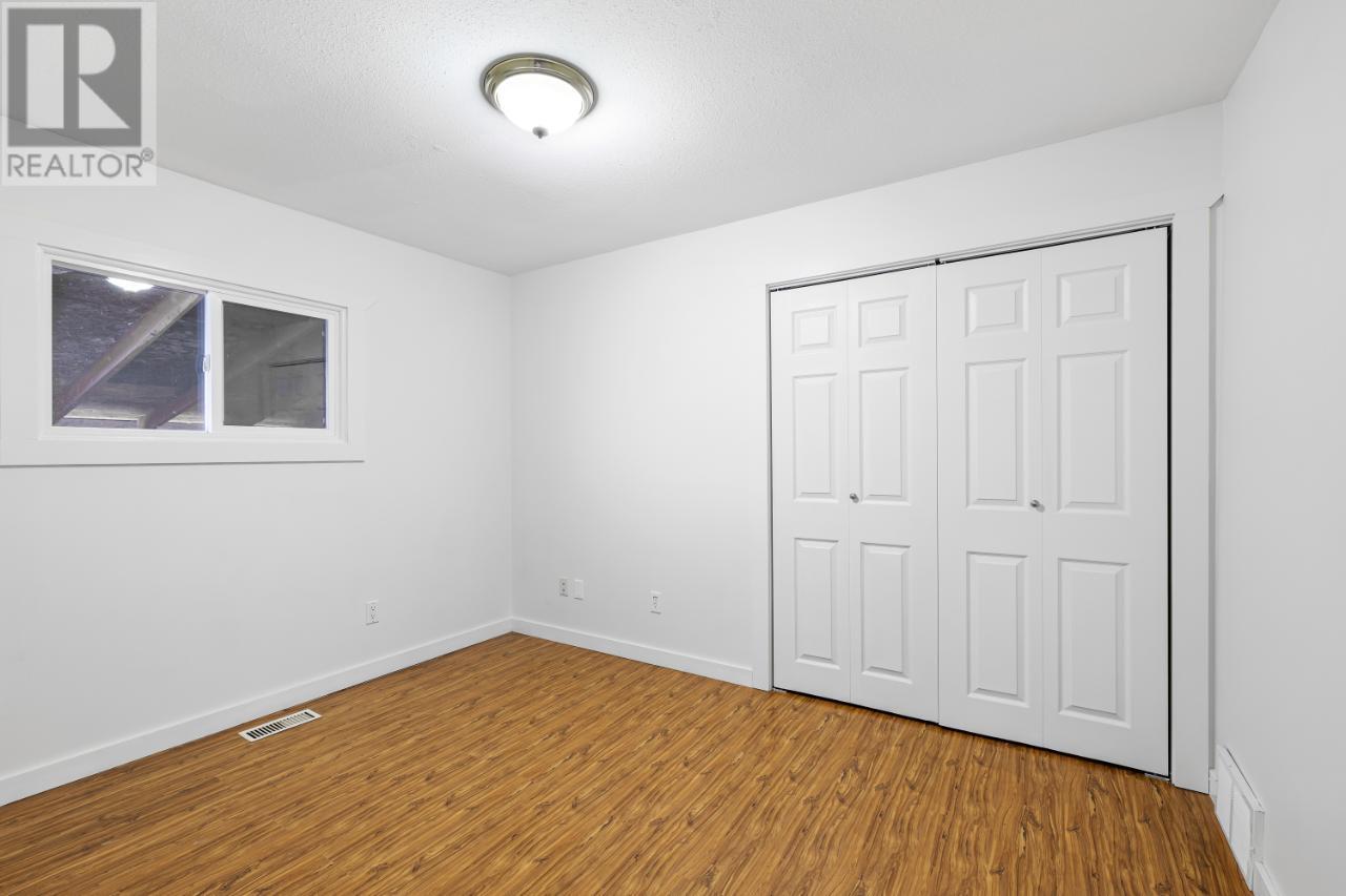 1234 Northwest Boulevard, Creston