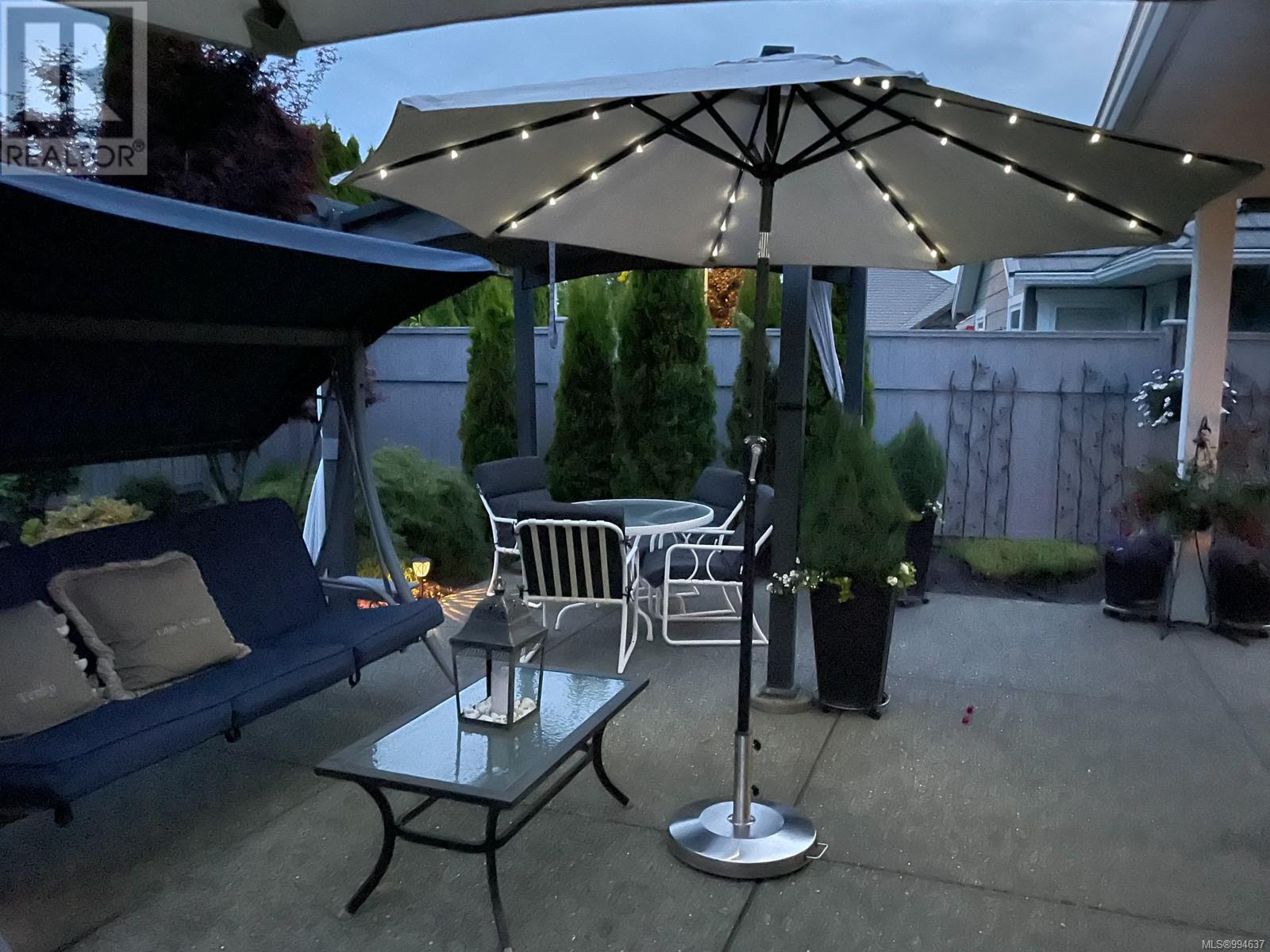 2130 Sussex Dr, Courtenay