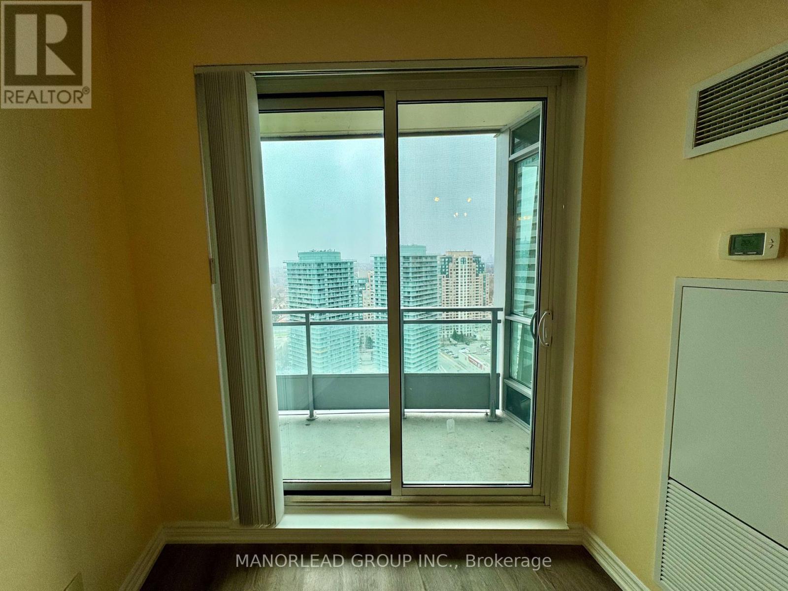 Photo 9 of 2409 18 Holmes Avenue, Toronto ON