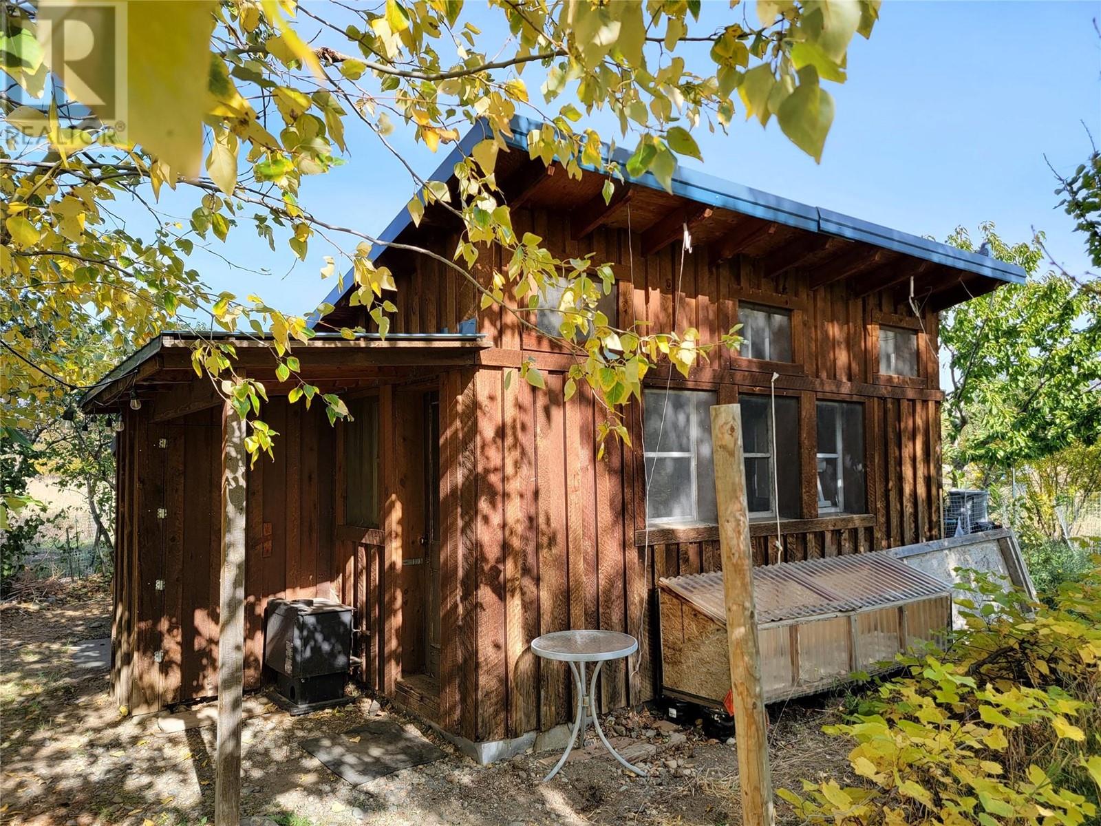  360 VLA Road, Cawston
