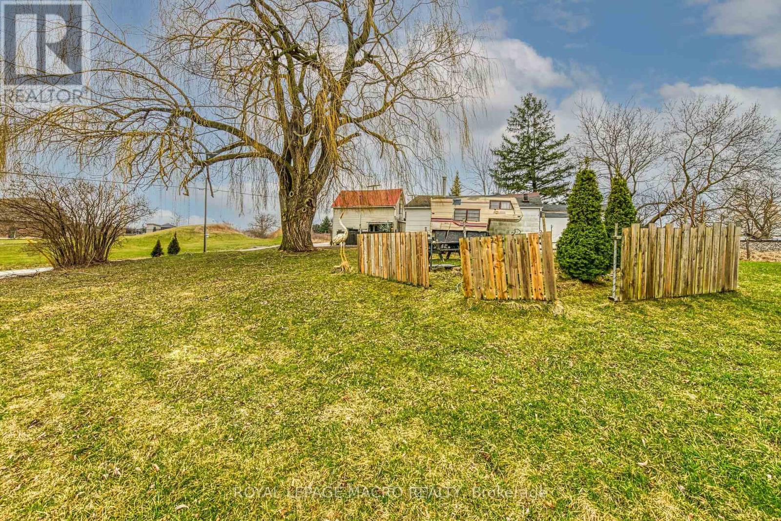 Photo 32 of 2374 St Anns Road, West Lincoln ON