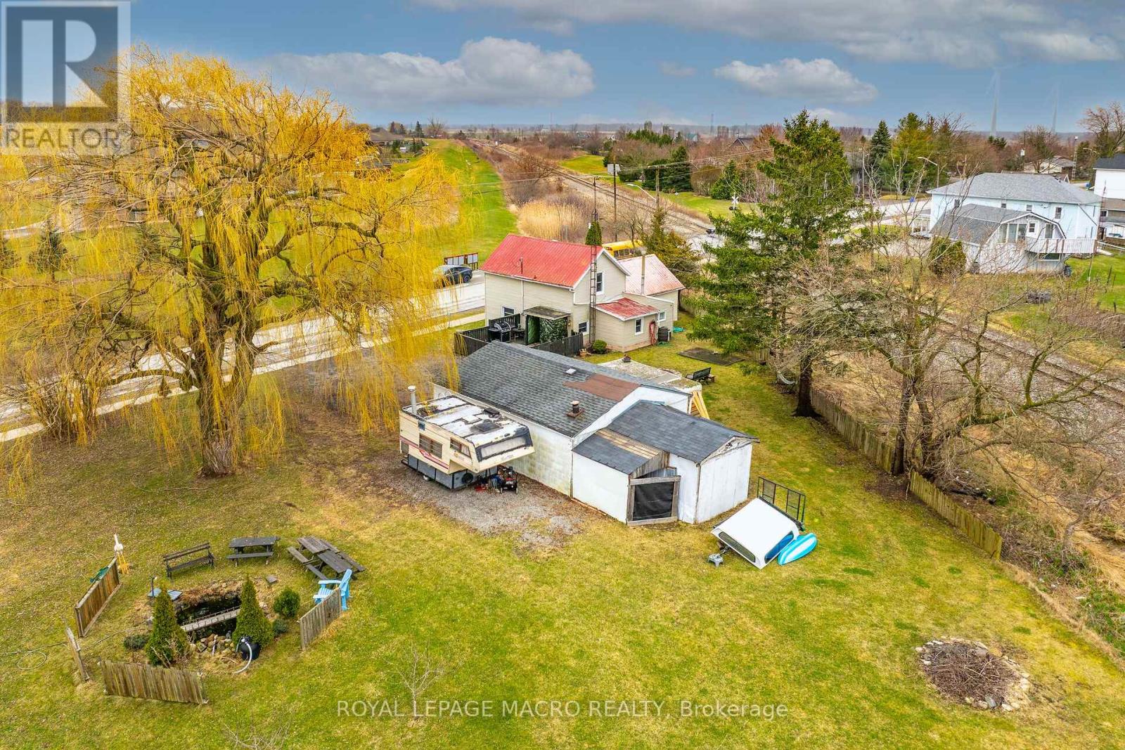 Photo 34 of 2374 St Anns Road, West Lincoln ON