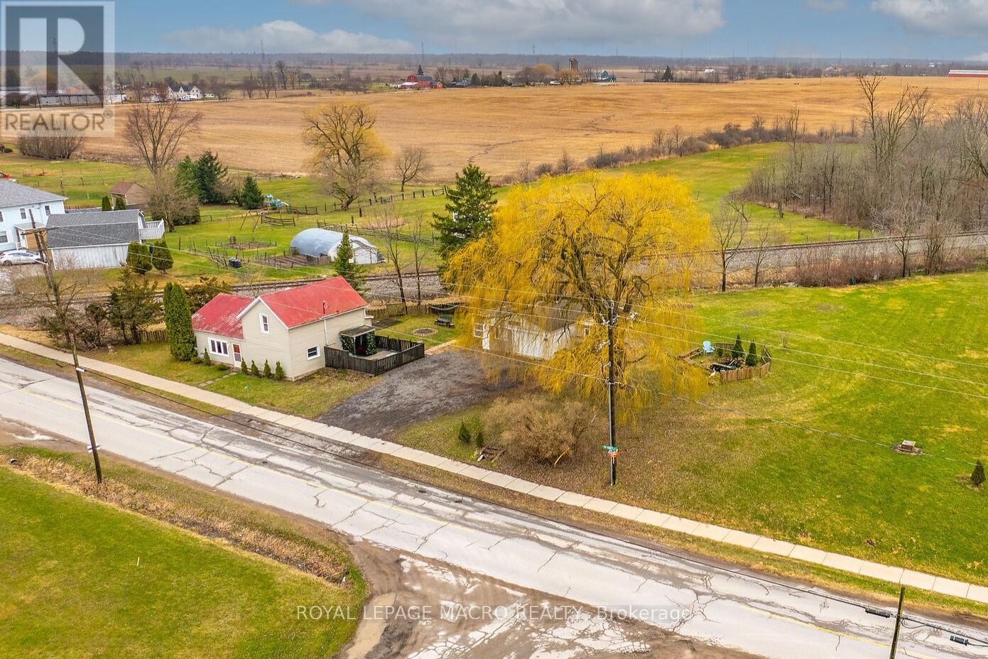 Photo 6 of 2374 St Anns Road, West Lincoln ON