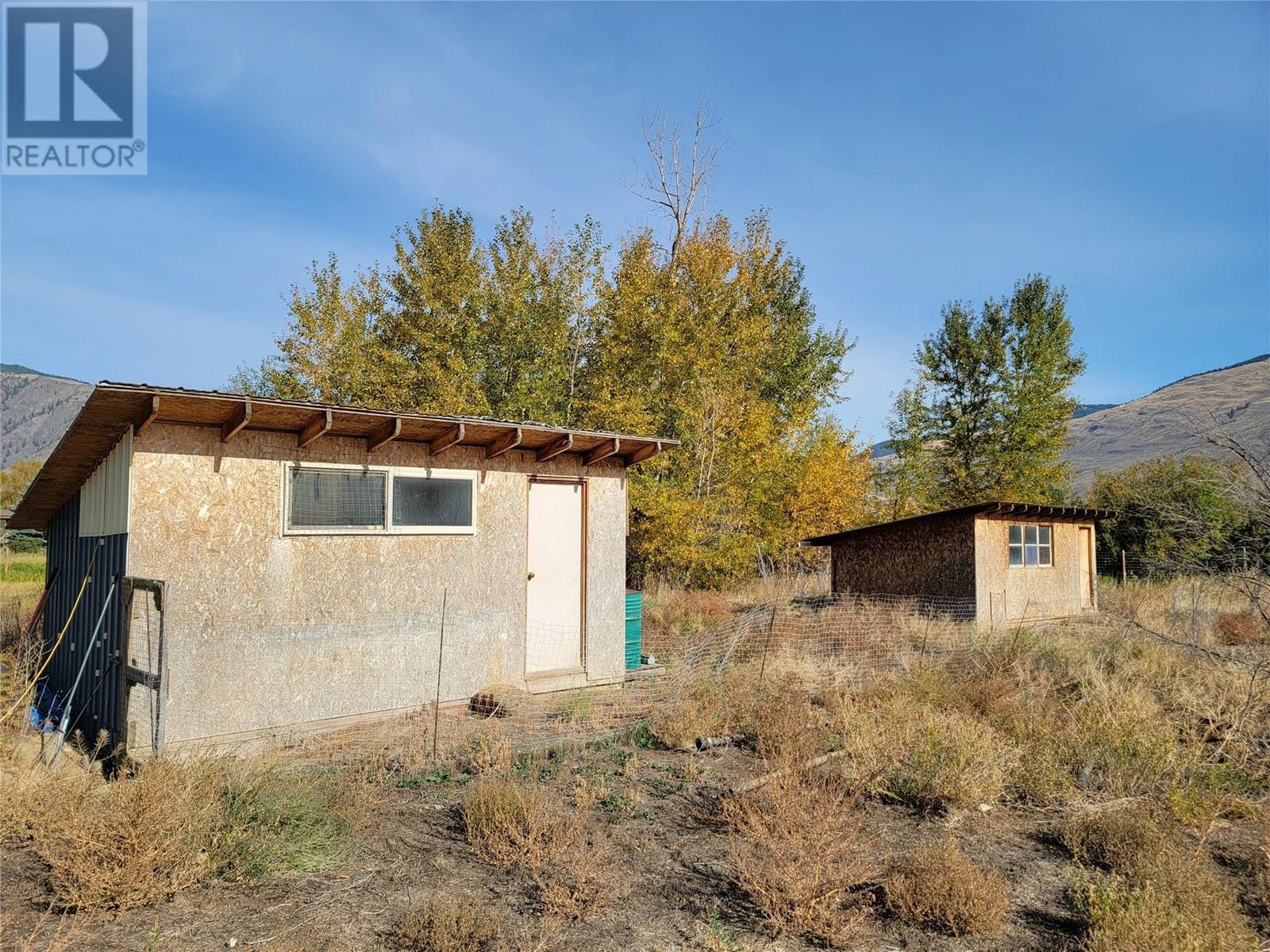 360 VLA Road, Cawston