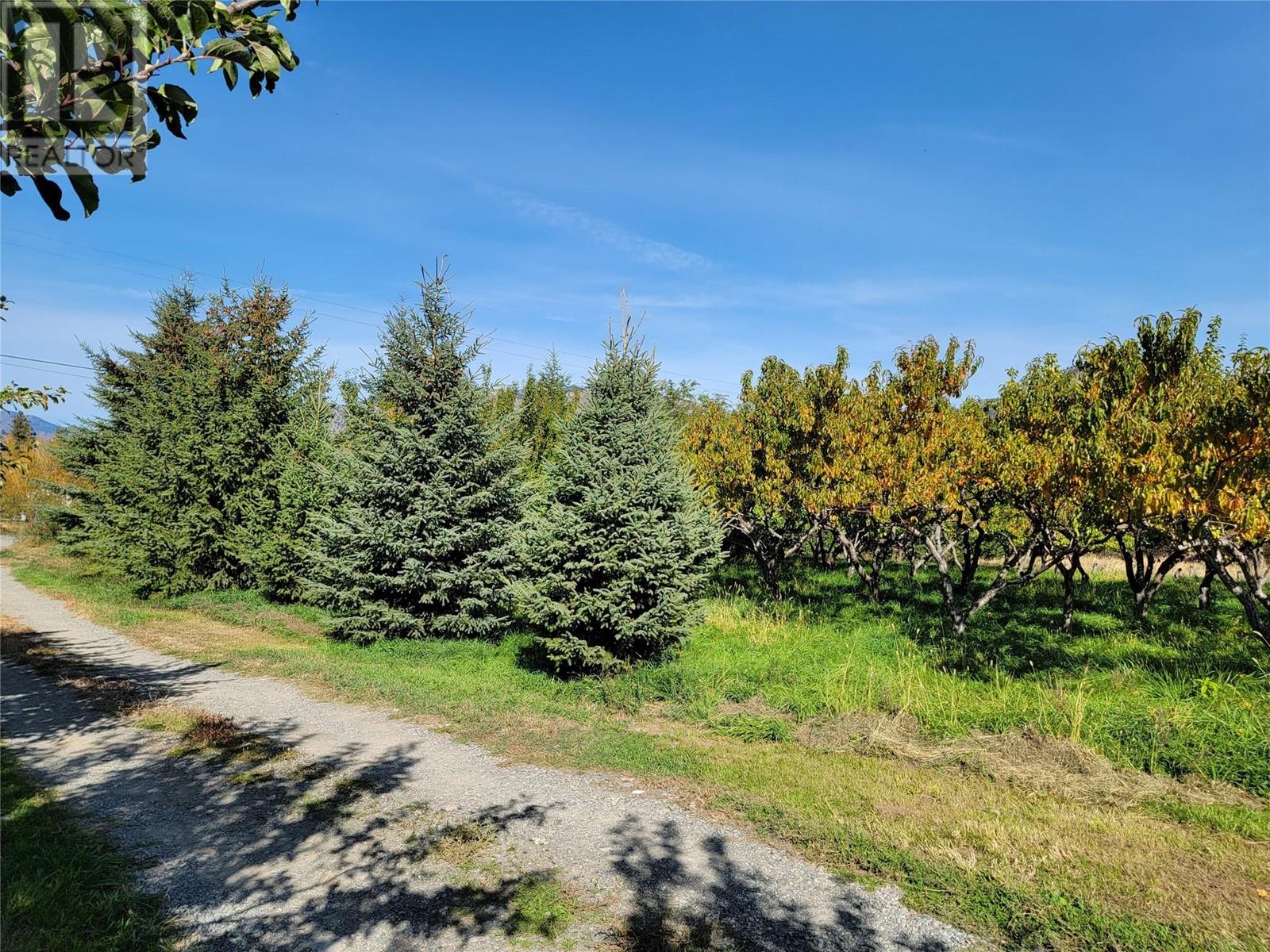 360 VLA Road, Cawston