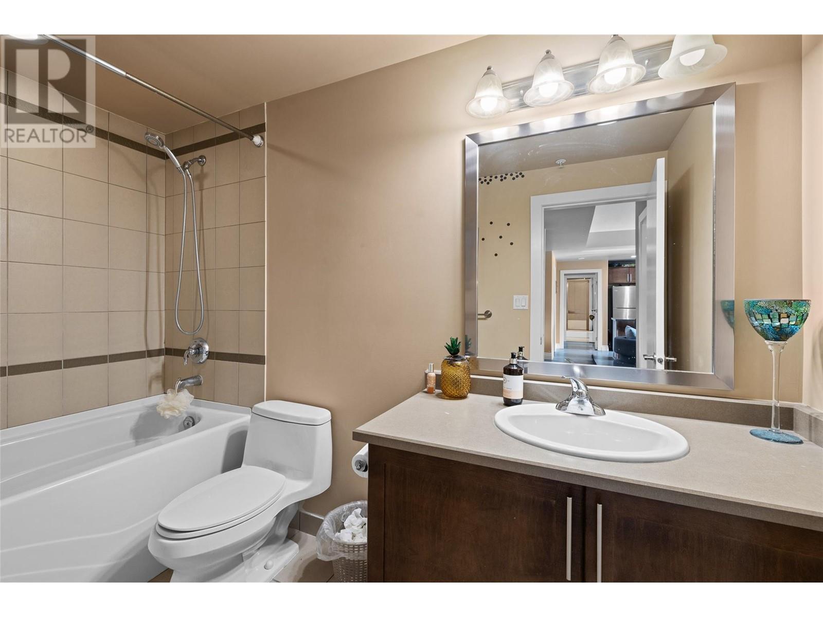 903 1160 Bernard Avenue, Kelowna