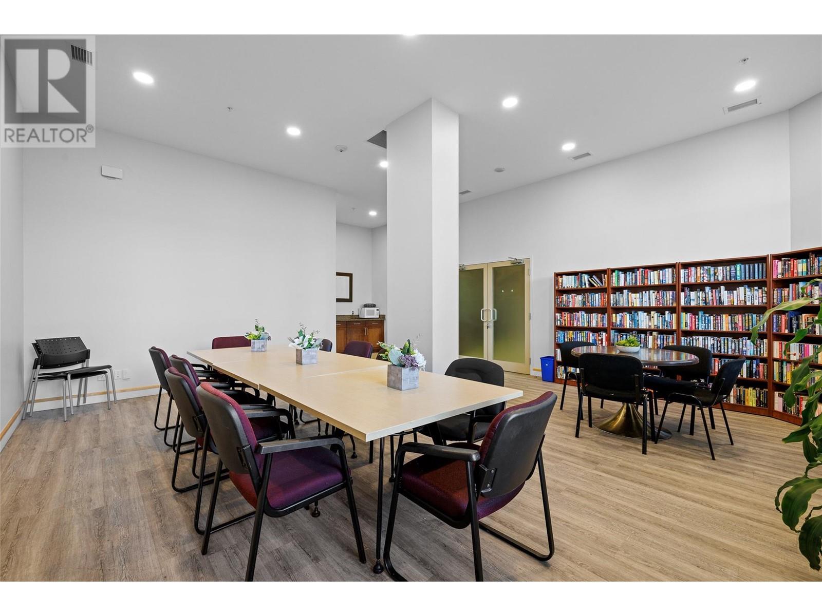 903 1160 Bernard Avenue, Kelowna