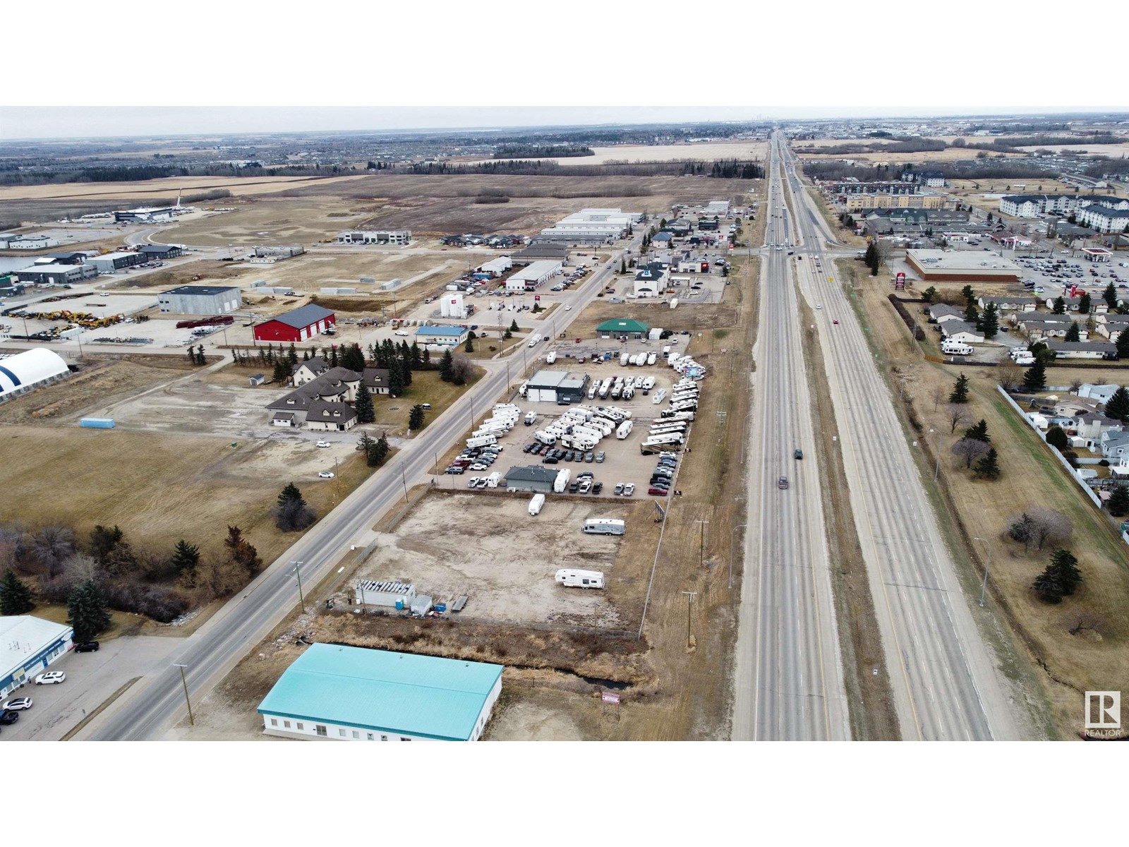 Photo 3 of 50 Boulder Bv, Stony Plain AB