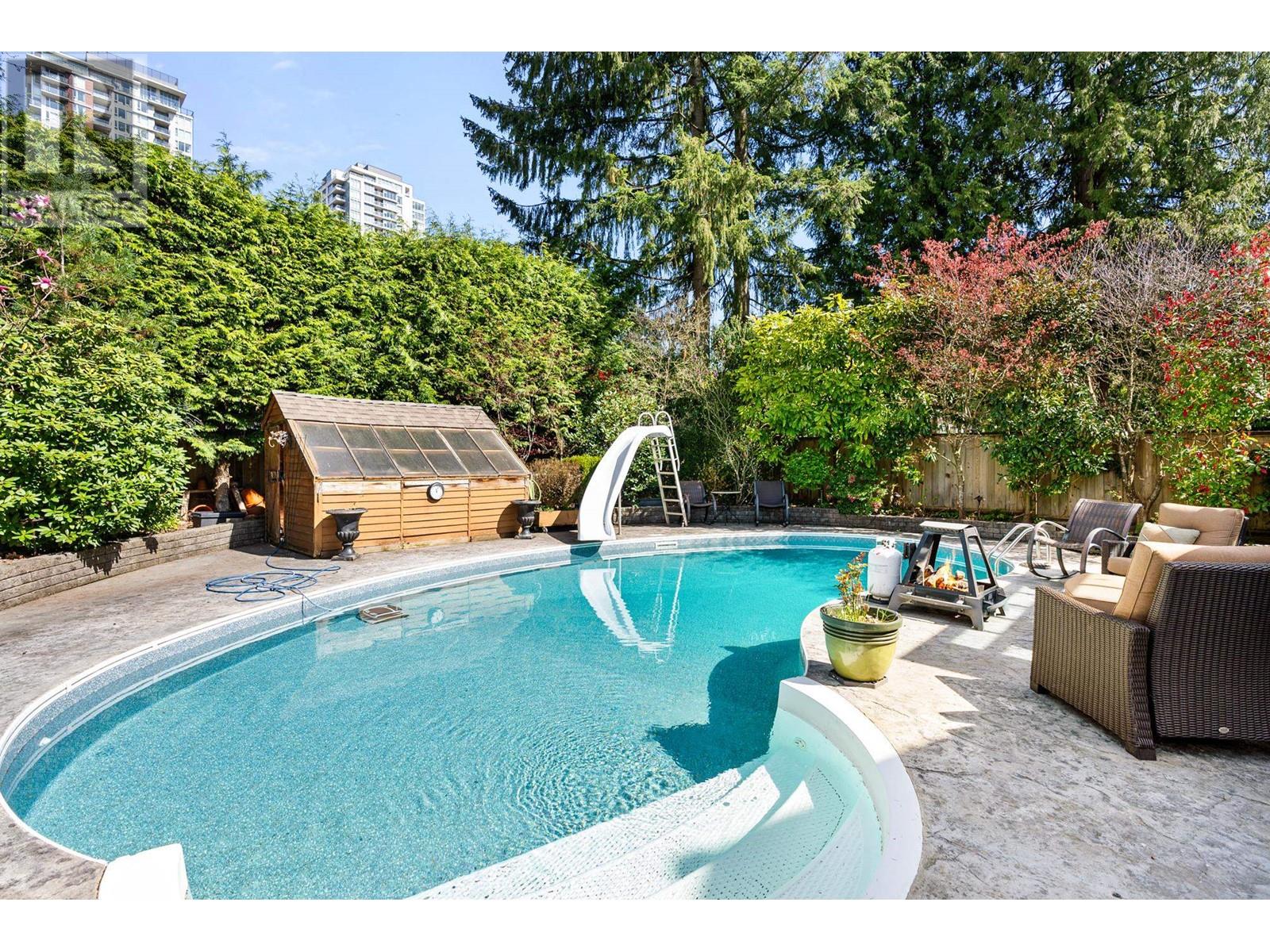 2615 LARKIN AVENUE, Port Coquitlam real estate listing R2991284