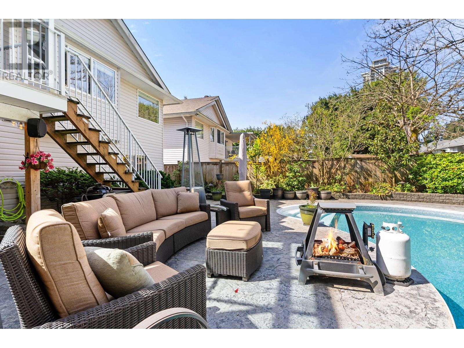 2615 LARKIN AVENUE, Port Coquitlam real estate listing R2991284