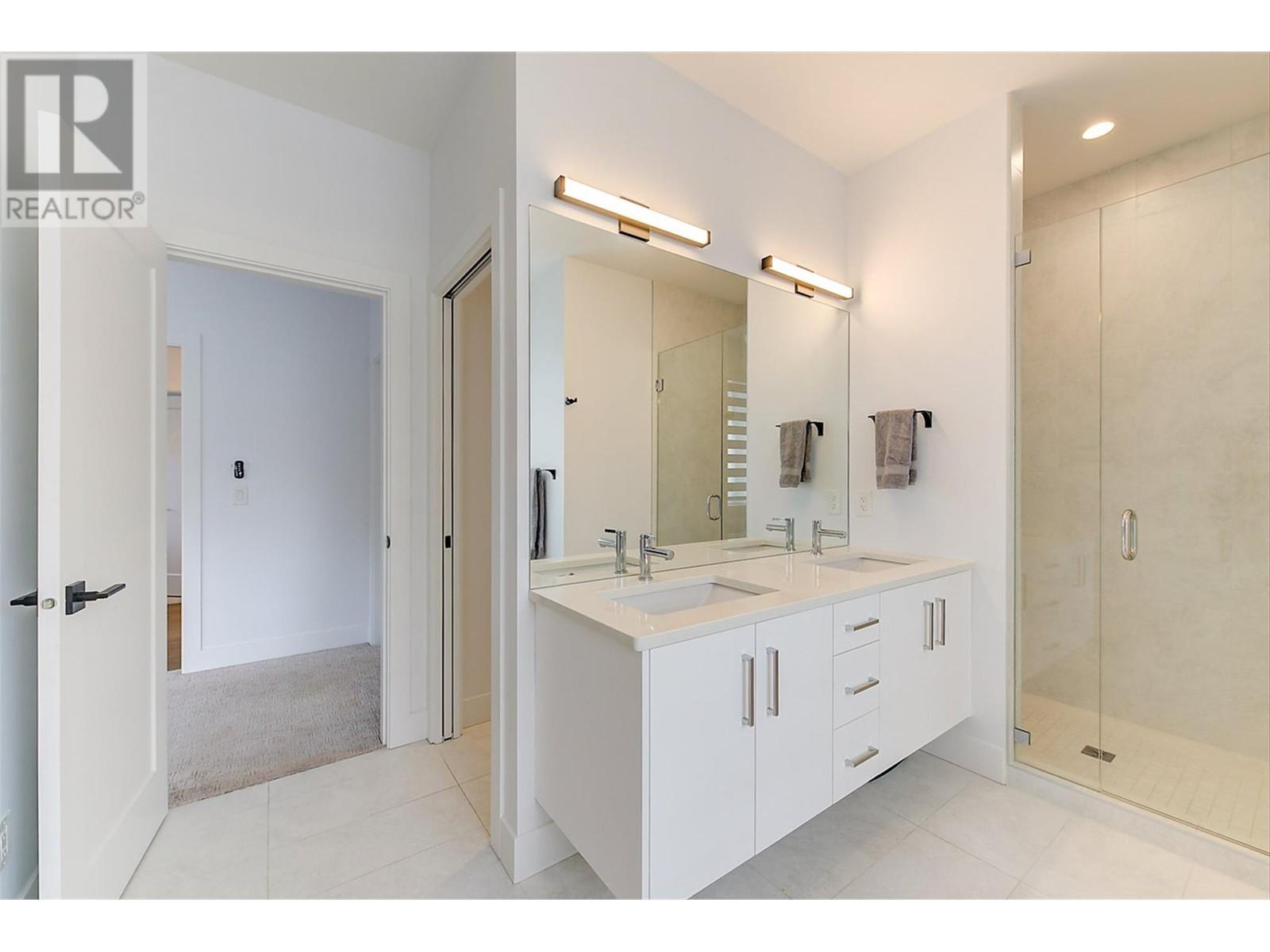  1235 Ponds Avenue, Kelowna