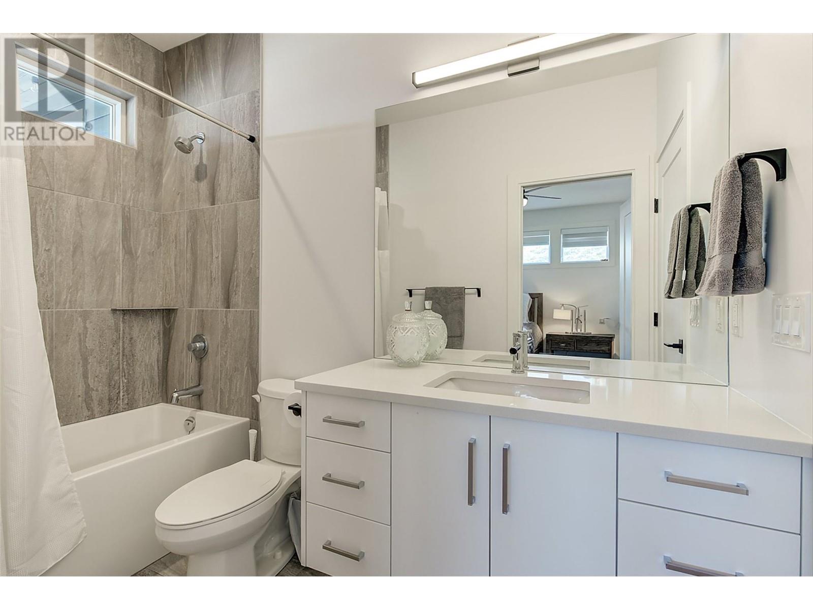  1235 Ponds Avenue, Kelowna