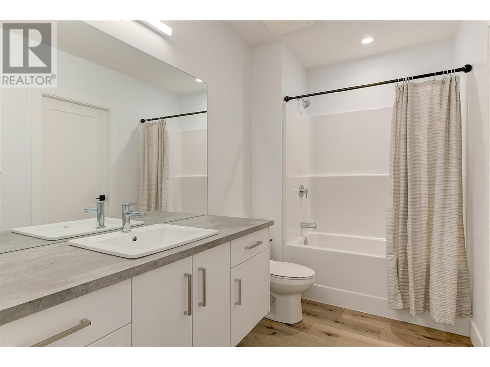  1235 Ponds Avenue, Kelowna