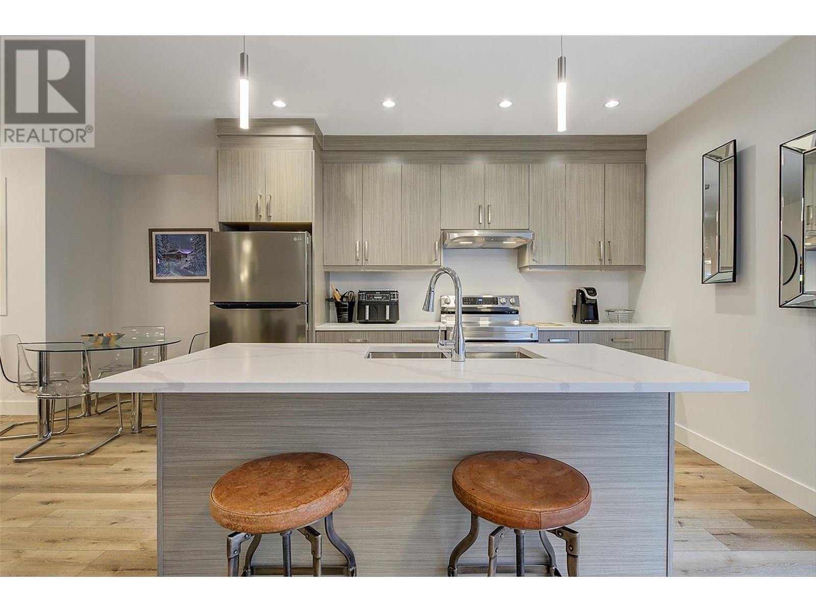  1235 Ponds Avenue, Kelowna