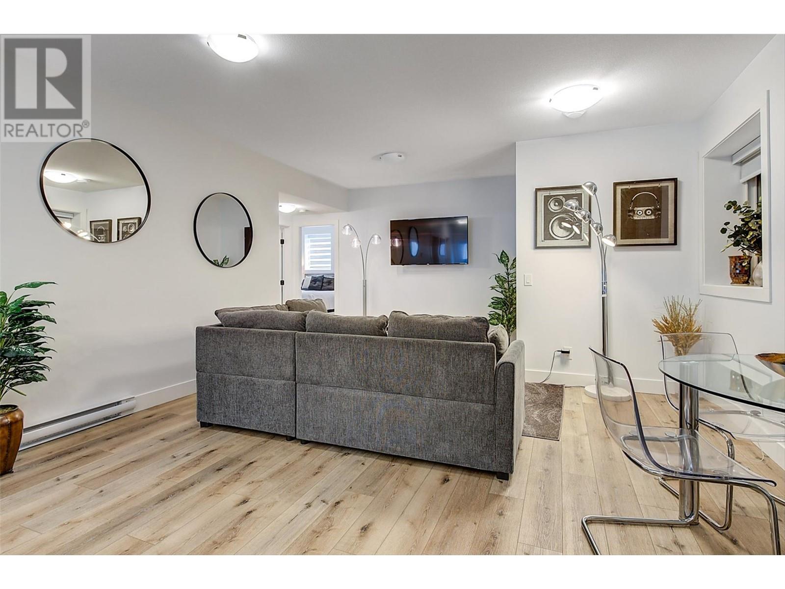  1235 Ponds Avenue, Kelowna