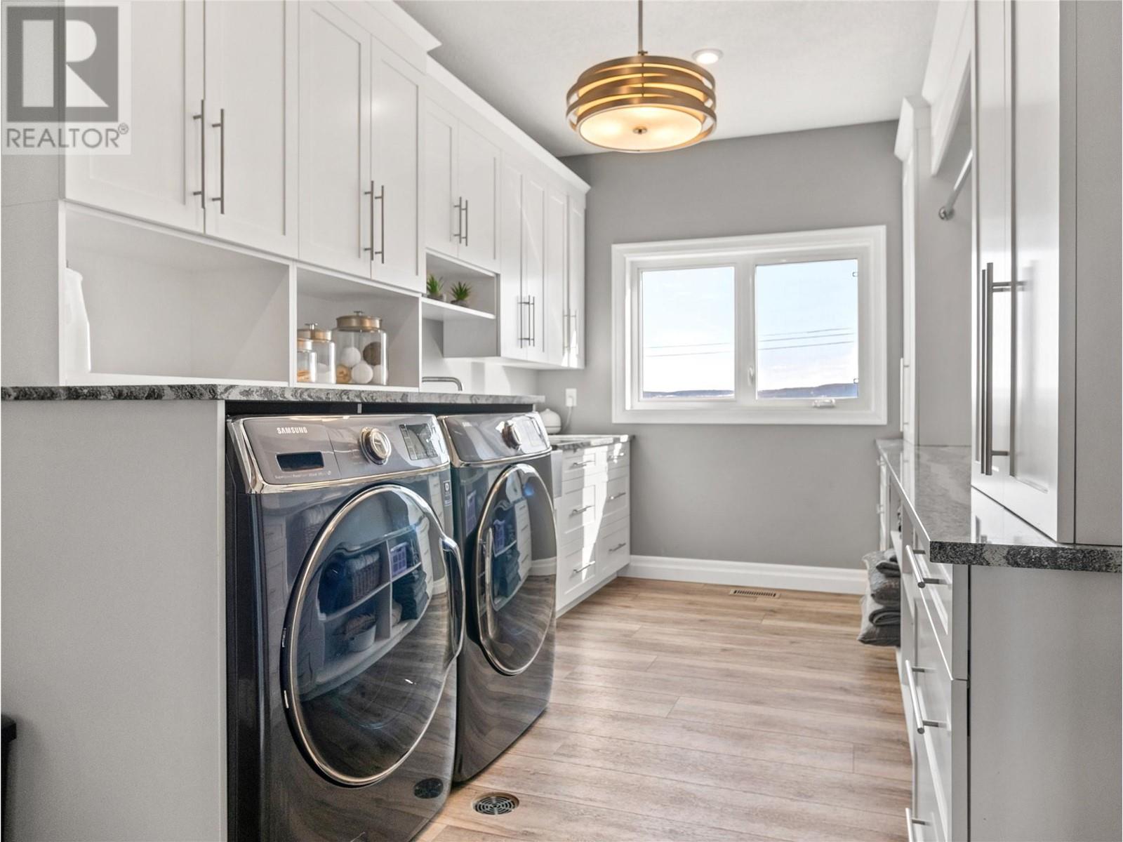 1905 89 Avenue, Dawson Creek