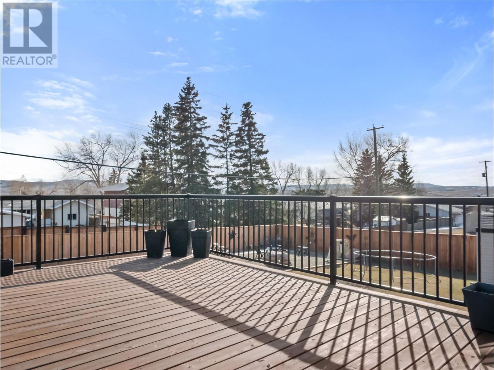 1905 89 Avenue, Dawson Creek