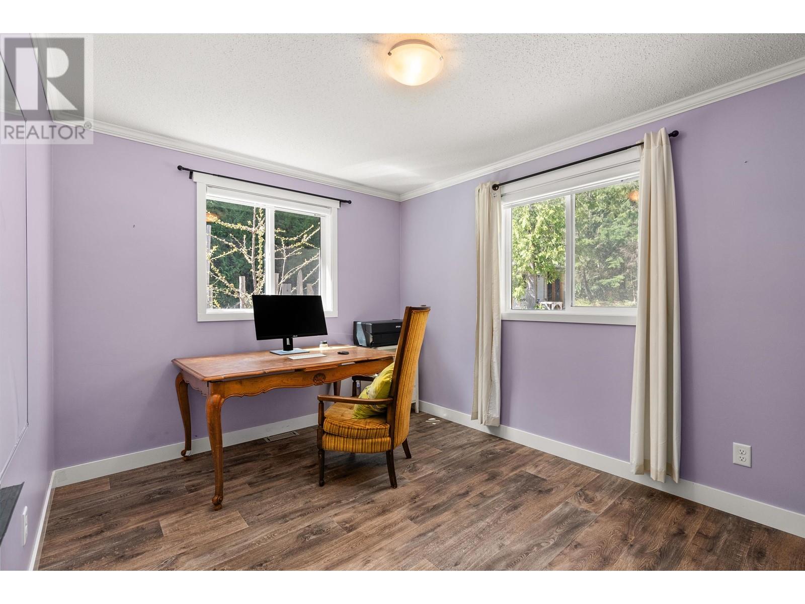 1751 BLOWER ROAD, Sechelt