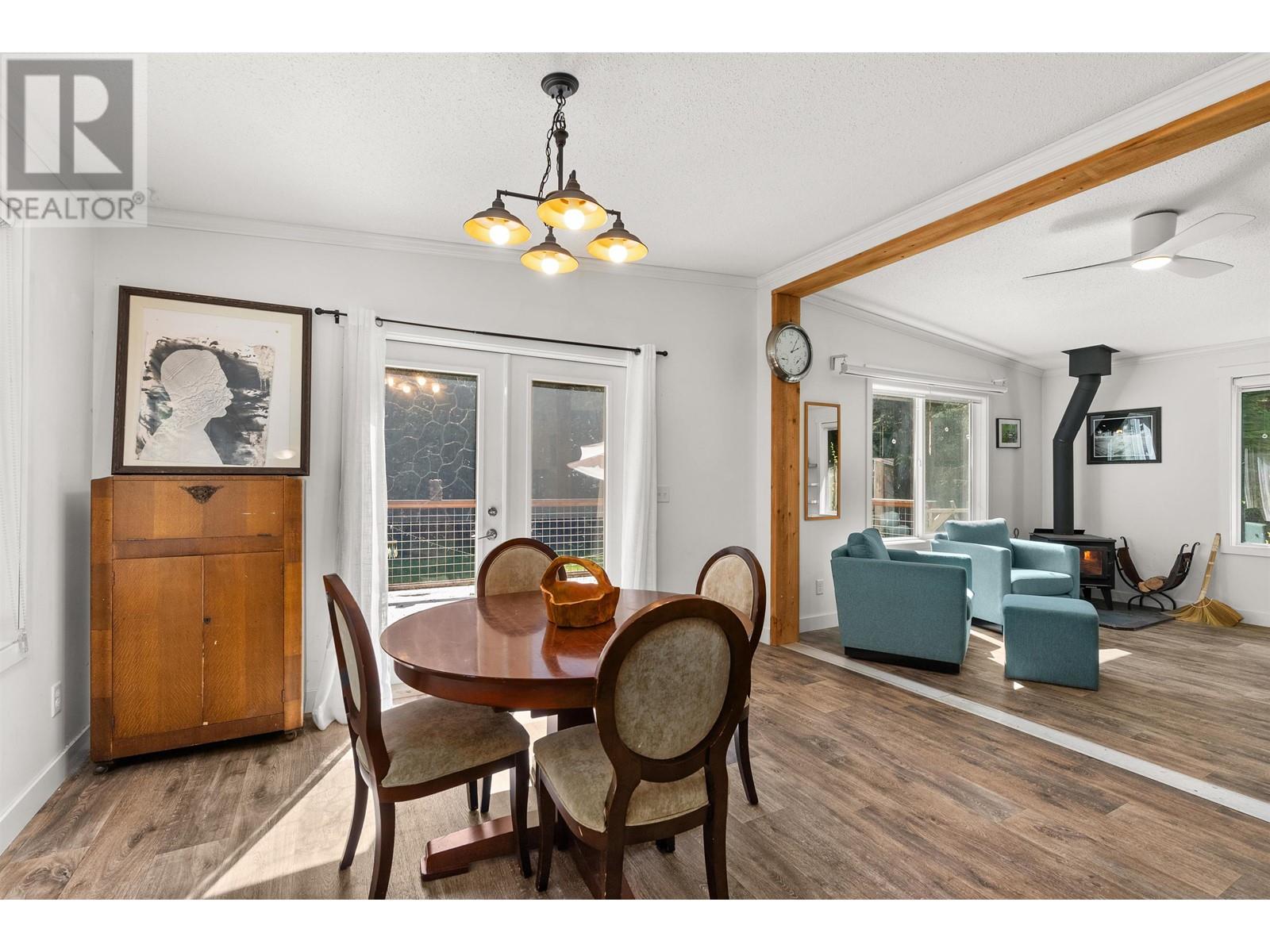 1751 BLOWER ROAD, Sechelt