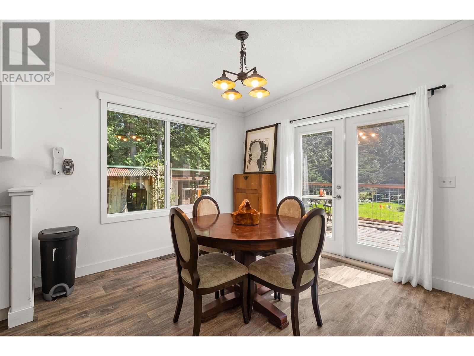 1751 BLOWER ROAD, Sechelt