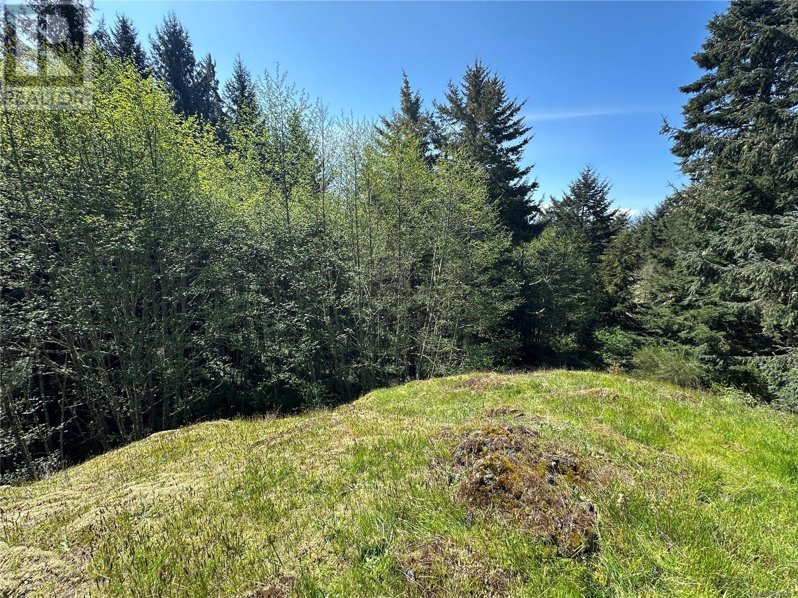 Photo 11 of 7340 Thornton Hts, Sooke BC