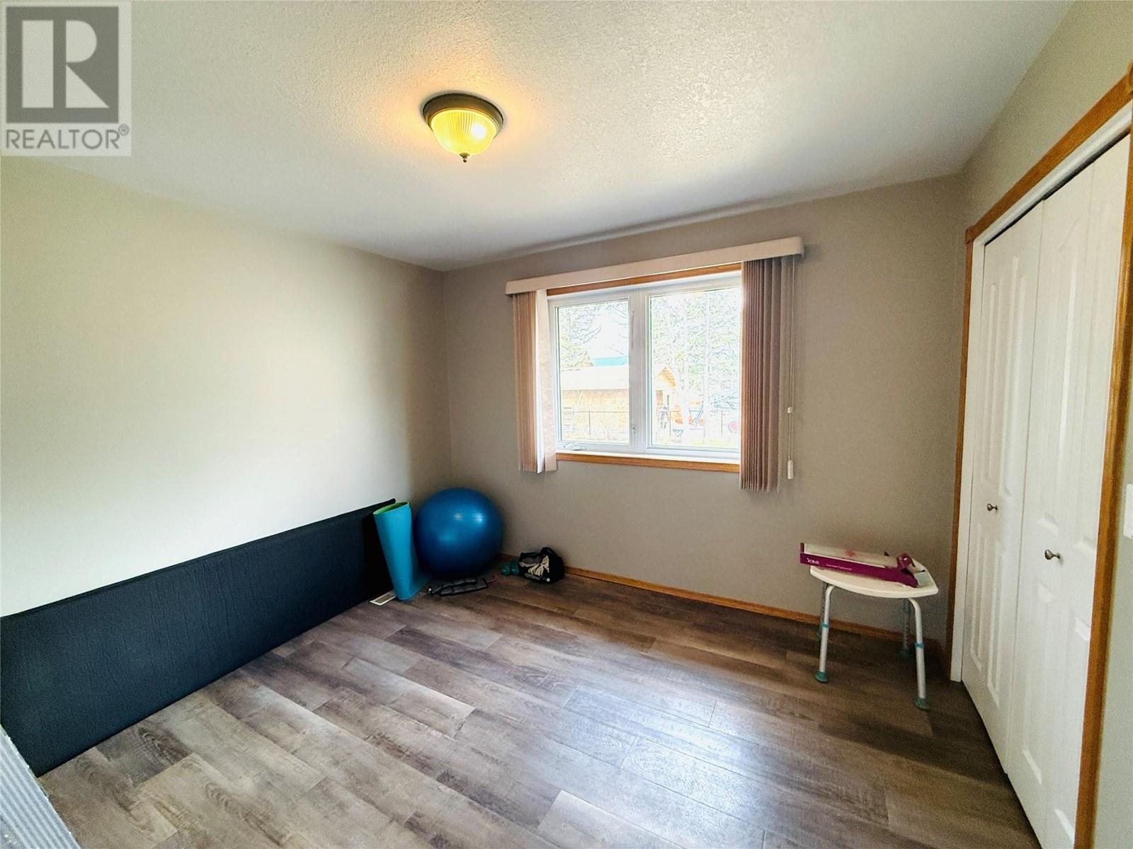 7493 Rivercrest Road, Radium Hot Springs
