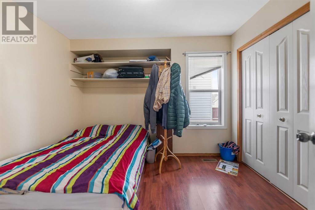 Single Family House 4 Level for Sale in  taradale Drive NE Taradale Calgary 