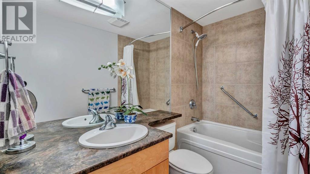 Single Family House for Sale in   Horton Road SW Haysboro Calgary 
