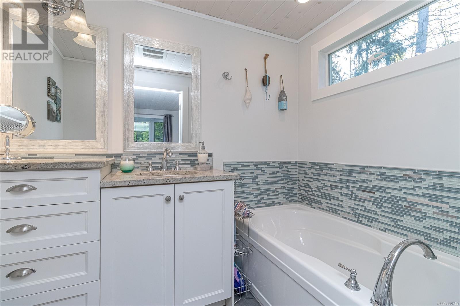 1750 Pavenham Rd, Cowichan Bay