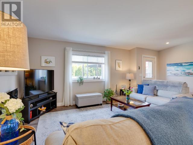 115-8430 SPRINGBROOK ROAD, Powell River
