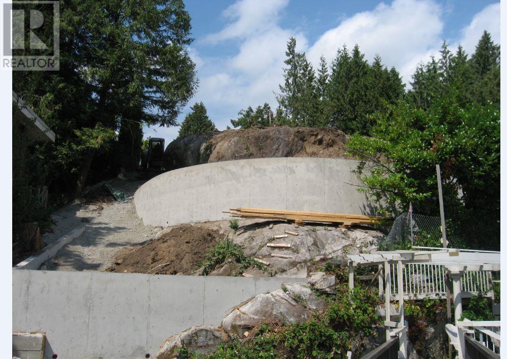 4405 MARINE DRIVE, West Vancouver