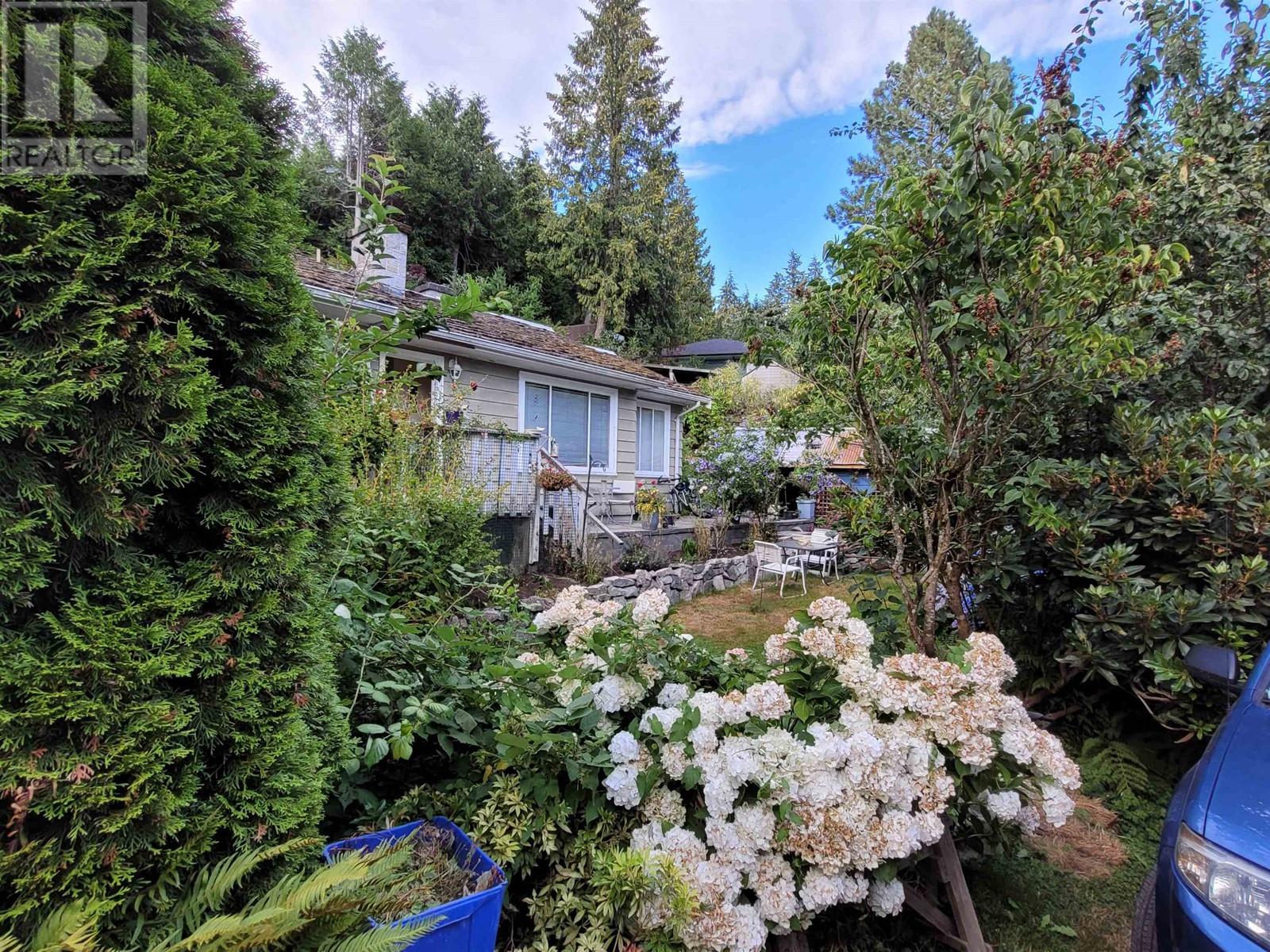 4405 MARINE DRIVE, West Vancouver