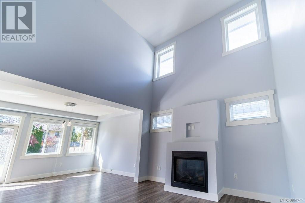 Photo 42 of 4462 Tyndall Ave, Saanich BC
