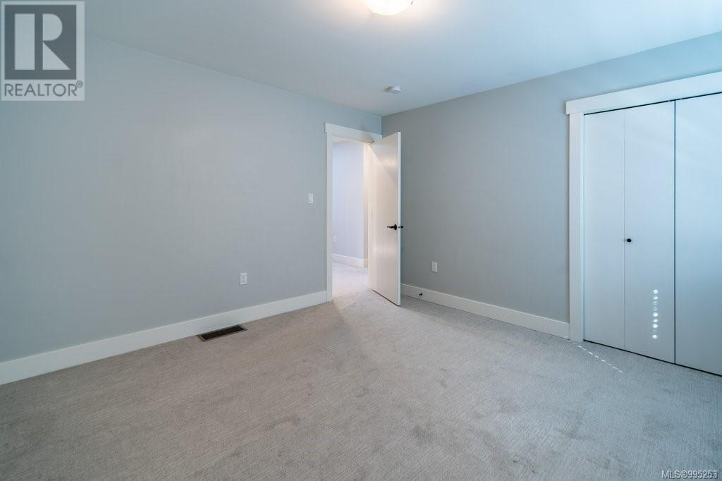 Photo 35 of 4462 Tyndall Ave, Saanich BC