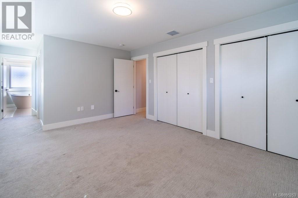 Photo 30 of 4462 Tyndall Ave, Saanich BC