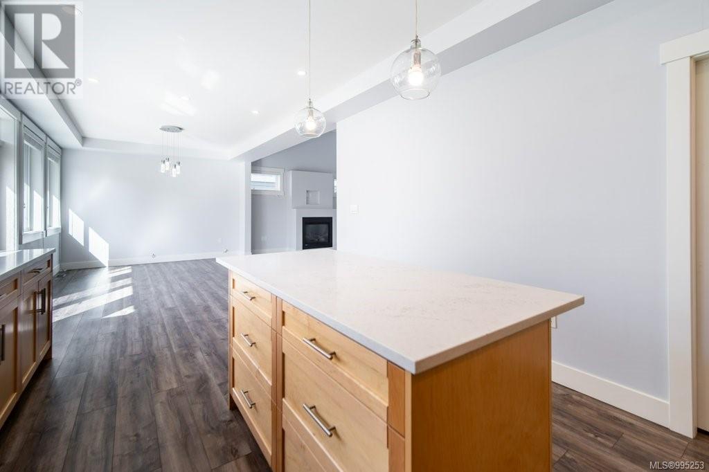 Photo 39 of 4462 Tyndall Ave, Saanich BC