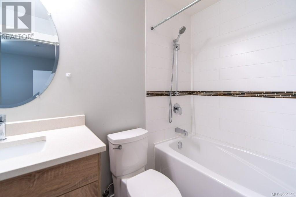 Photo 27 of 4462 Tyndall Ave, Saanich BC